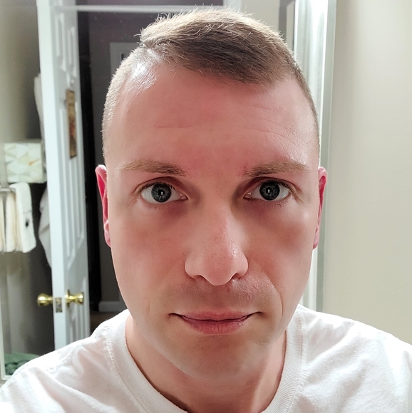 Meet your Posher, Posh - Picture 4 of 4